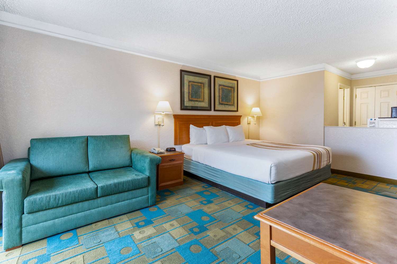 La Quinta Inn And Suites By Wyndham Redding 24/49
