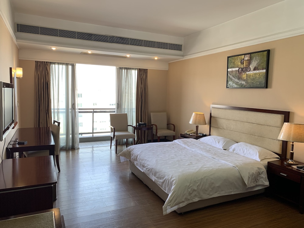 Yinfeng International Apartment 13/50