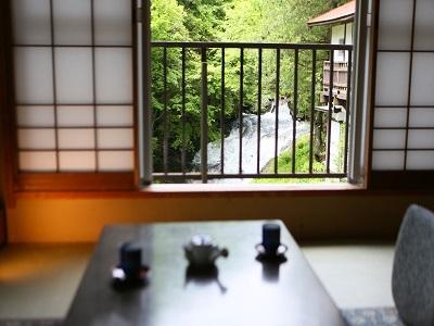Japanese, Mountain View, River View, Corner