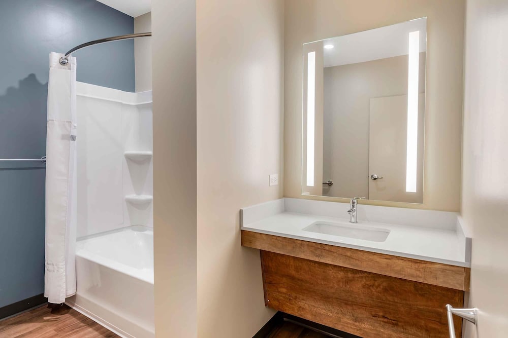 Extended Stay America Premier Suites - Charlottesville 46/50