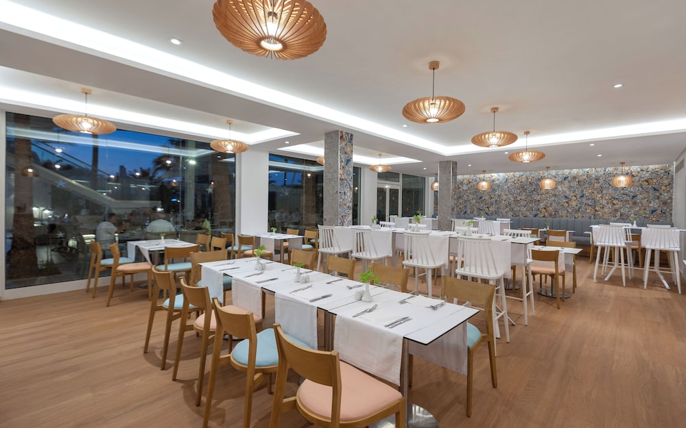 Iberostar Waves Mehari Djerba 57/72