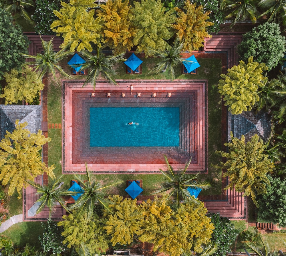 MELATI BEACH RESORT AND SPA 49/69