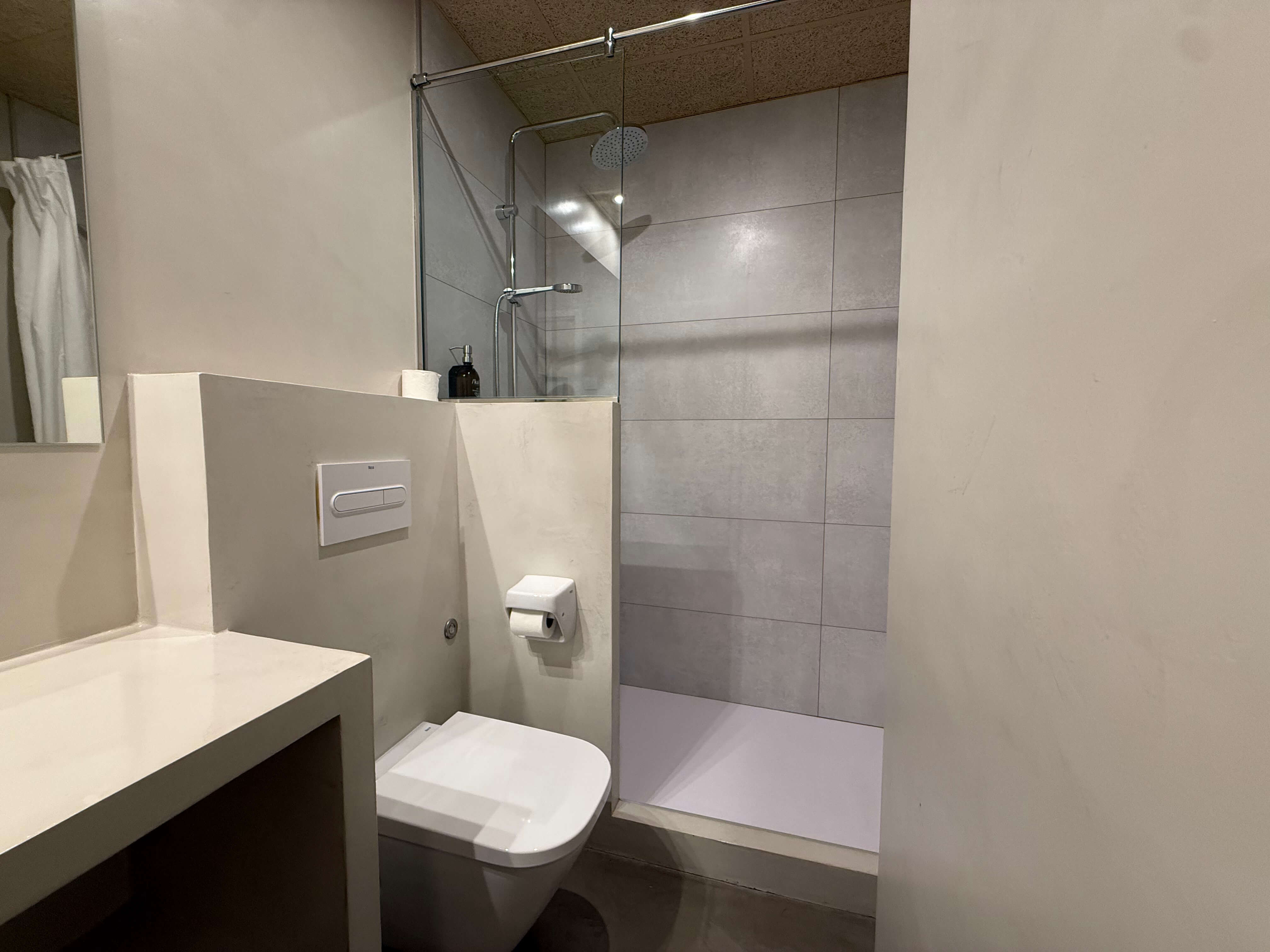 Hostal Rom 38/39