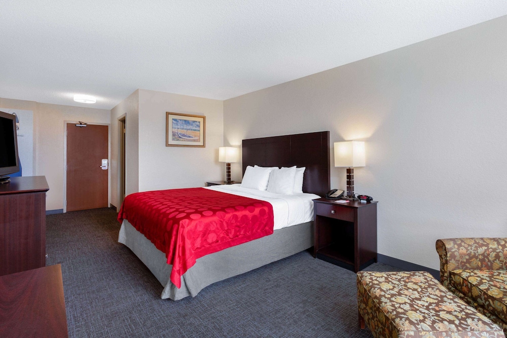 88 Palms Hotel and Event Center 16/59