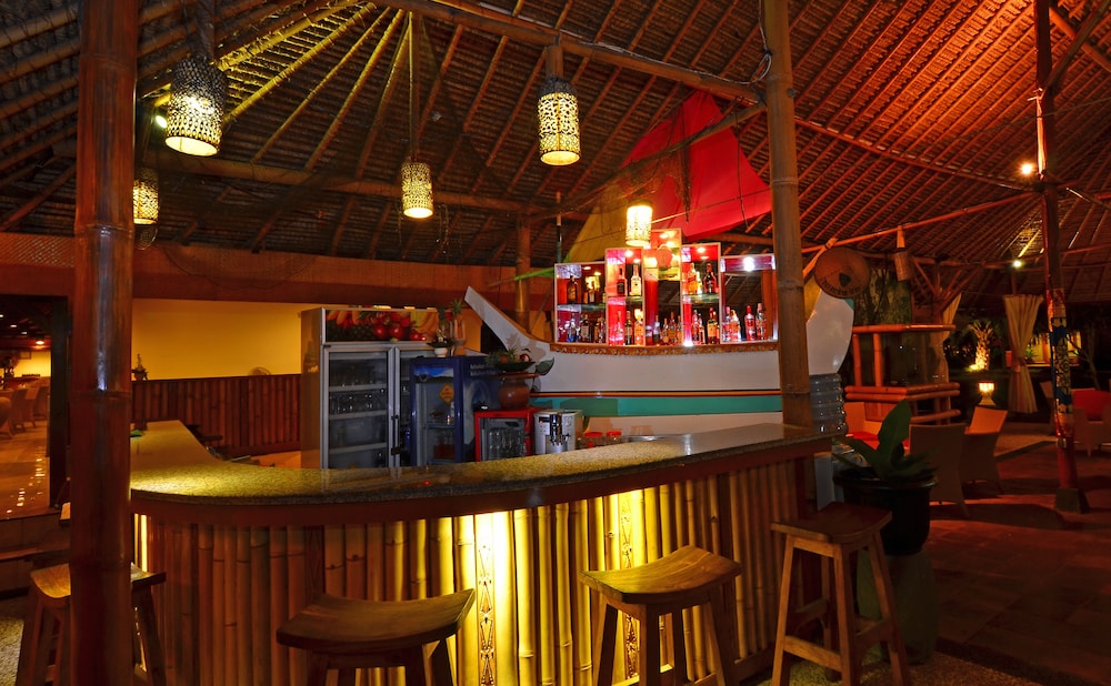 Inna Sindhu Beach Hotel and Resort 39/64