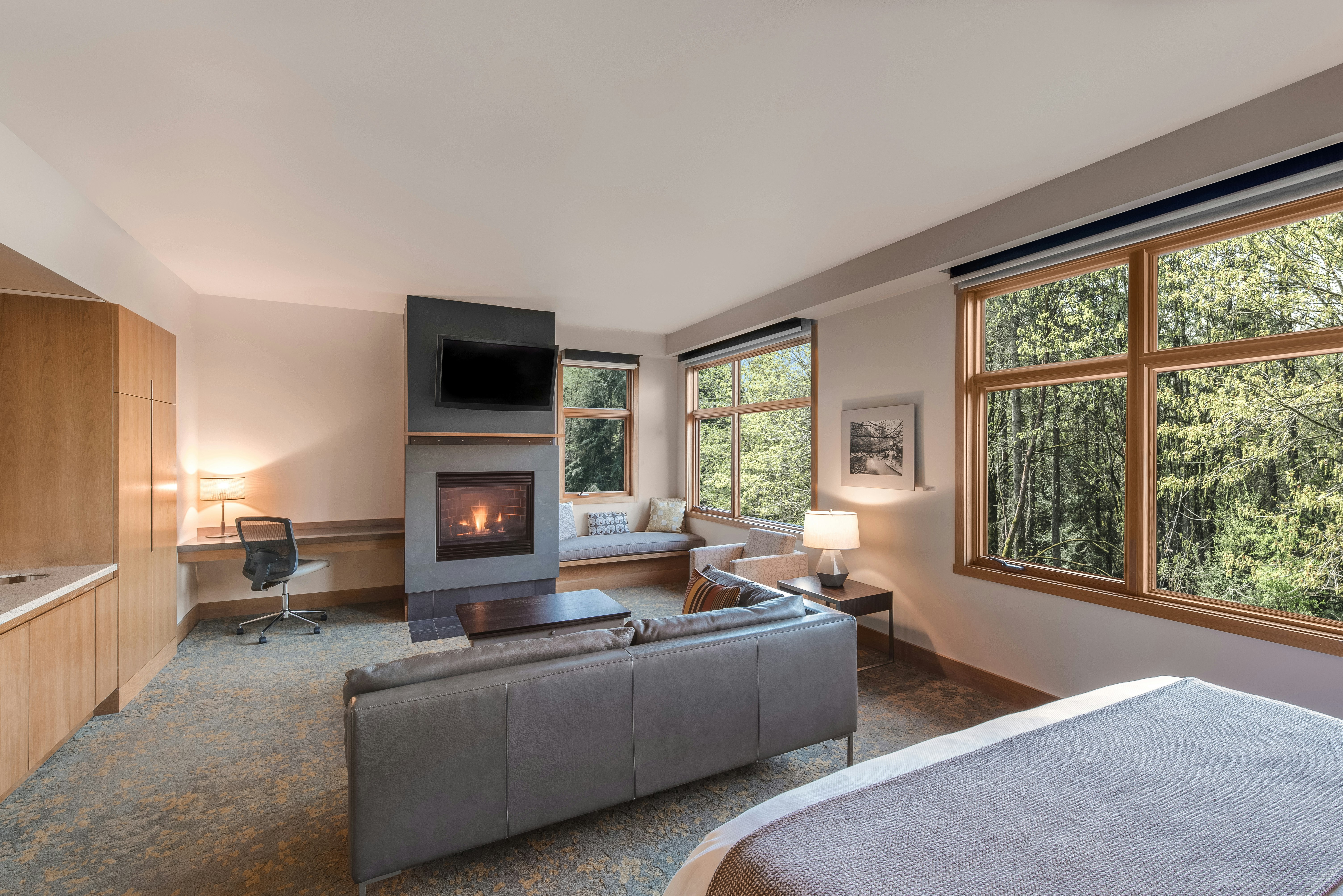 Cedarbrook Lodge 18/29