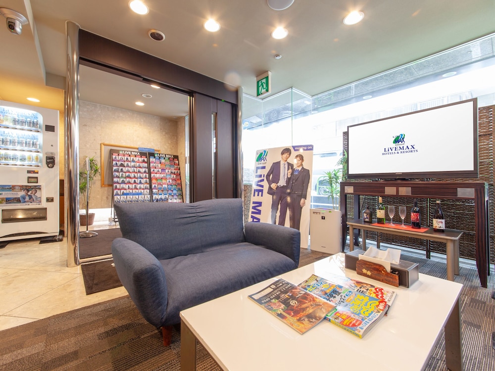 Livemax Budget Shimbashi 41/45