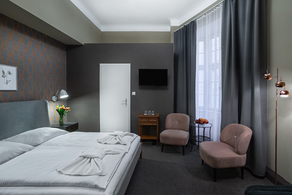Bellevue Am Kurfurstendamm Hotel 35/62