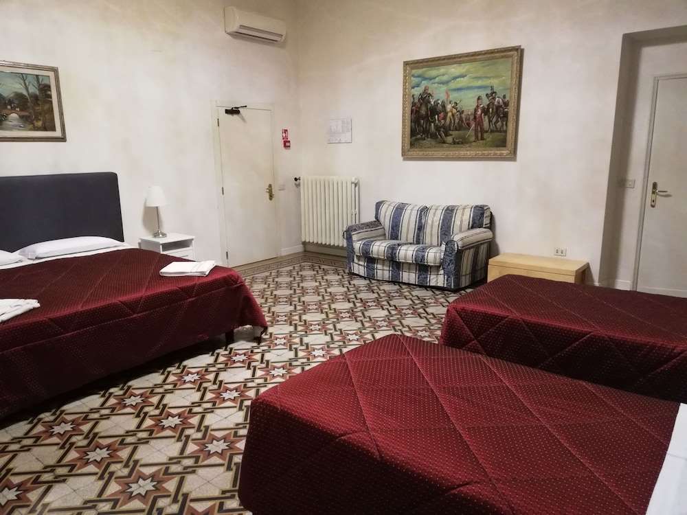 Hotel St James 32/50
