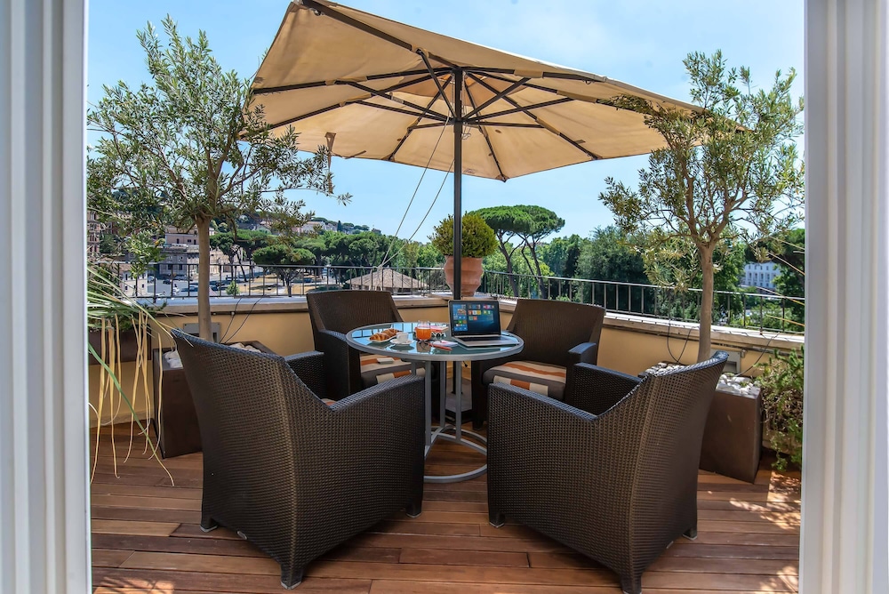 Fortyseven Boutique Hotel 58/63