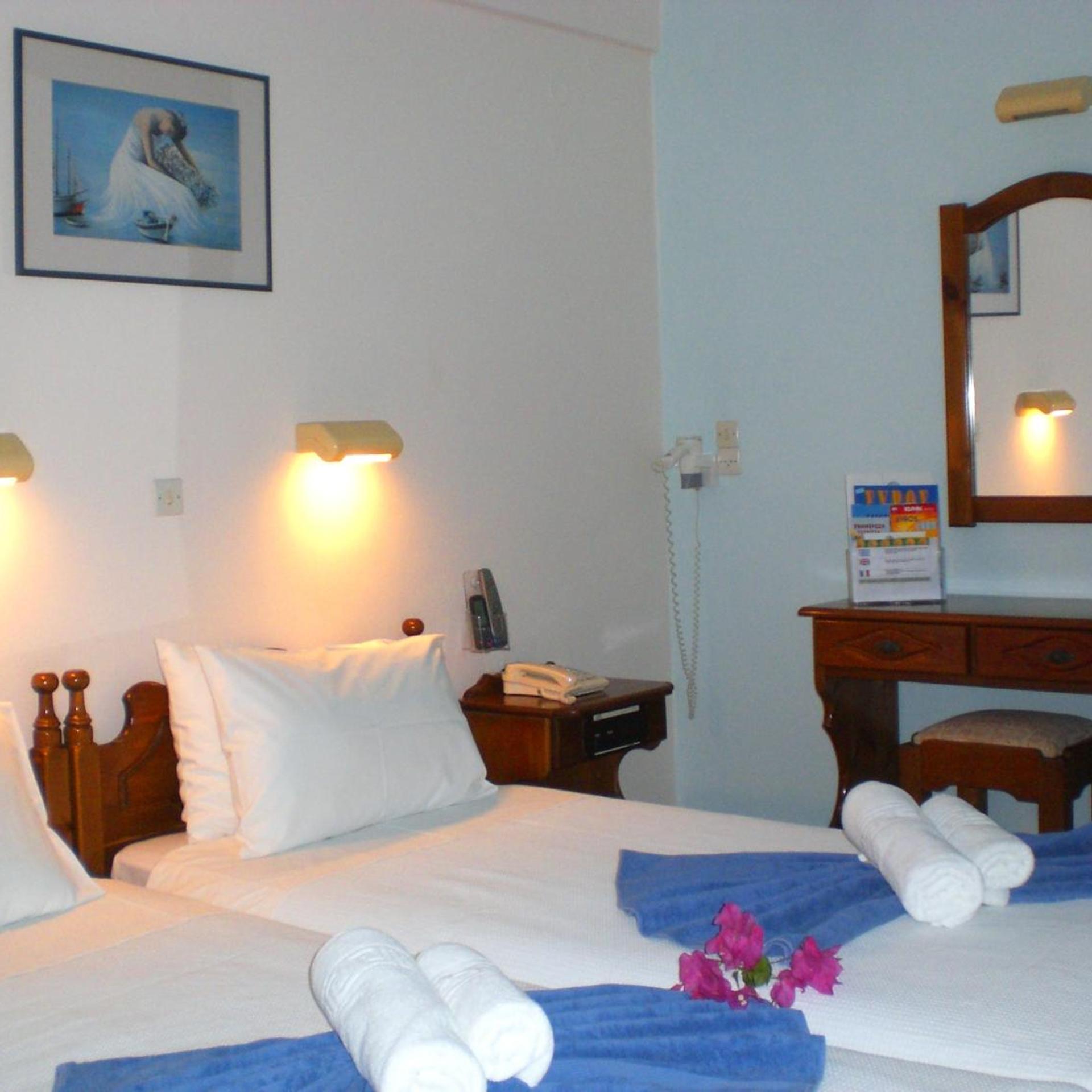Alkyon Hotel 12/45