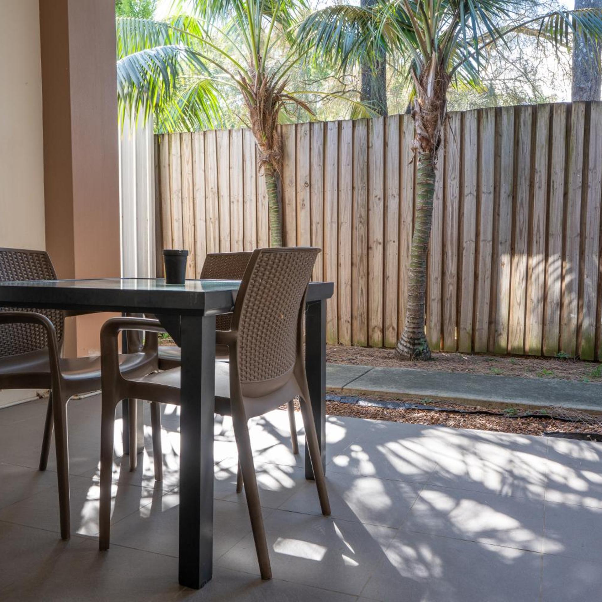Novena Palms Motel 15/20