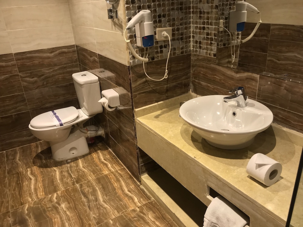 Aracan Hotel 28/33