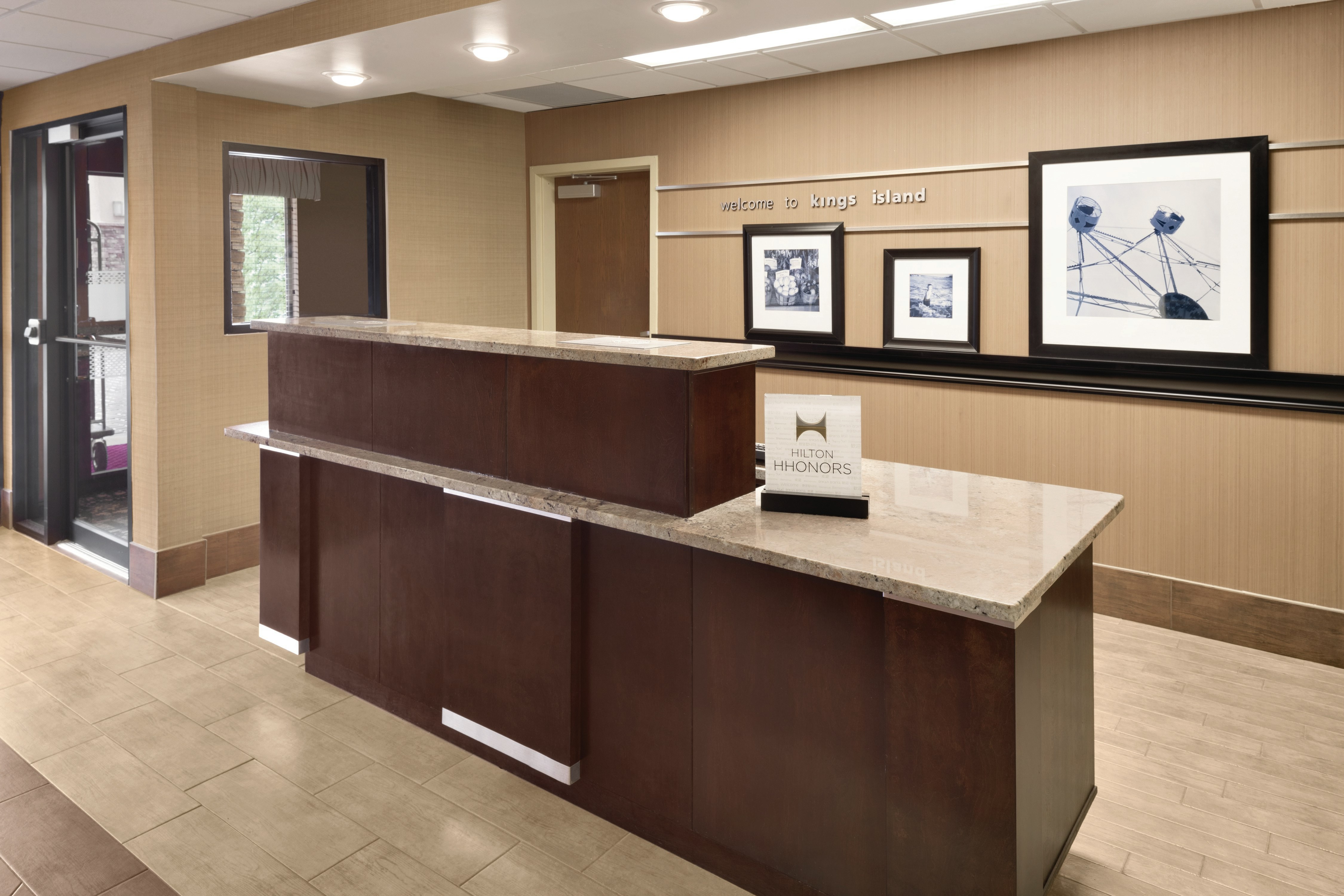 Hampton Inn Cincinnati/Kings Island 7/69