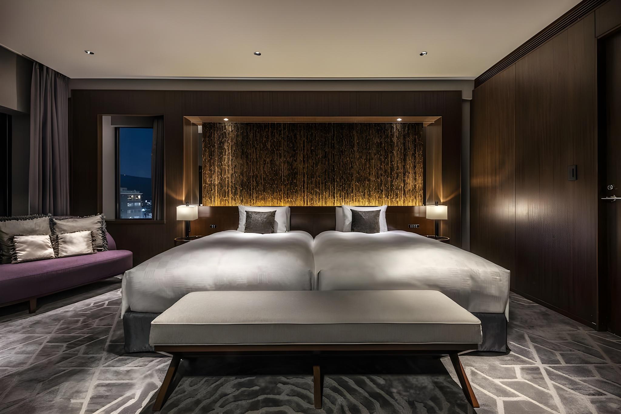 Suite, Premium Floor