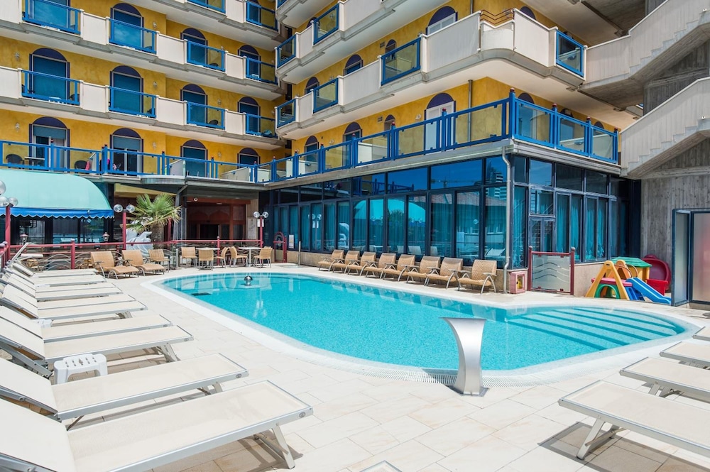 Brioni Sea Hotel 47/50