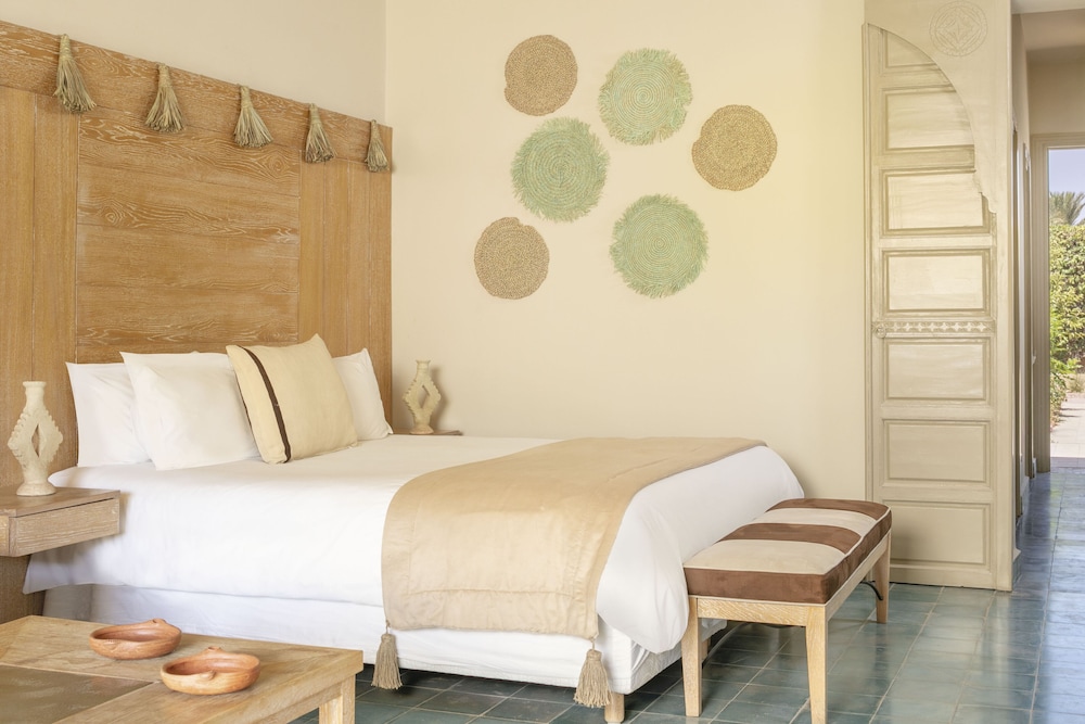 Domaine des Remparts Hotel and Spa 20/60