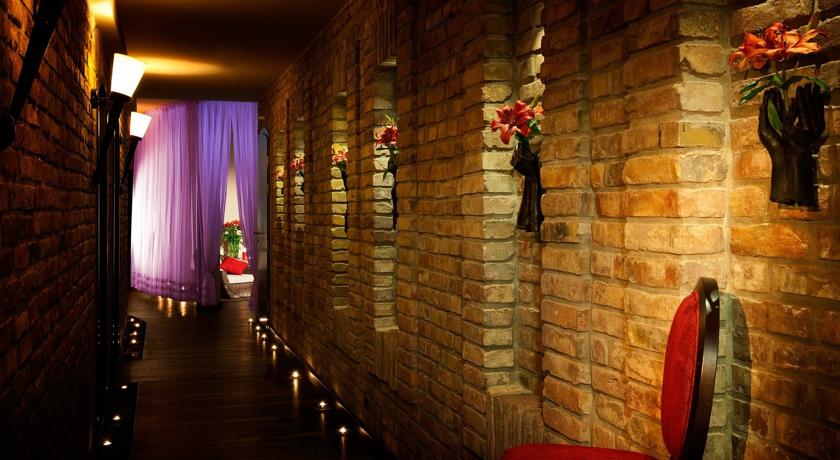 HOTEL REMES SPORT AND SPA 17/32