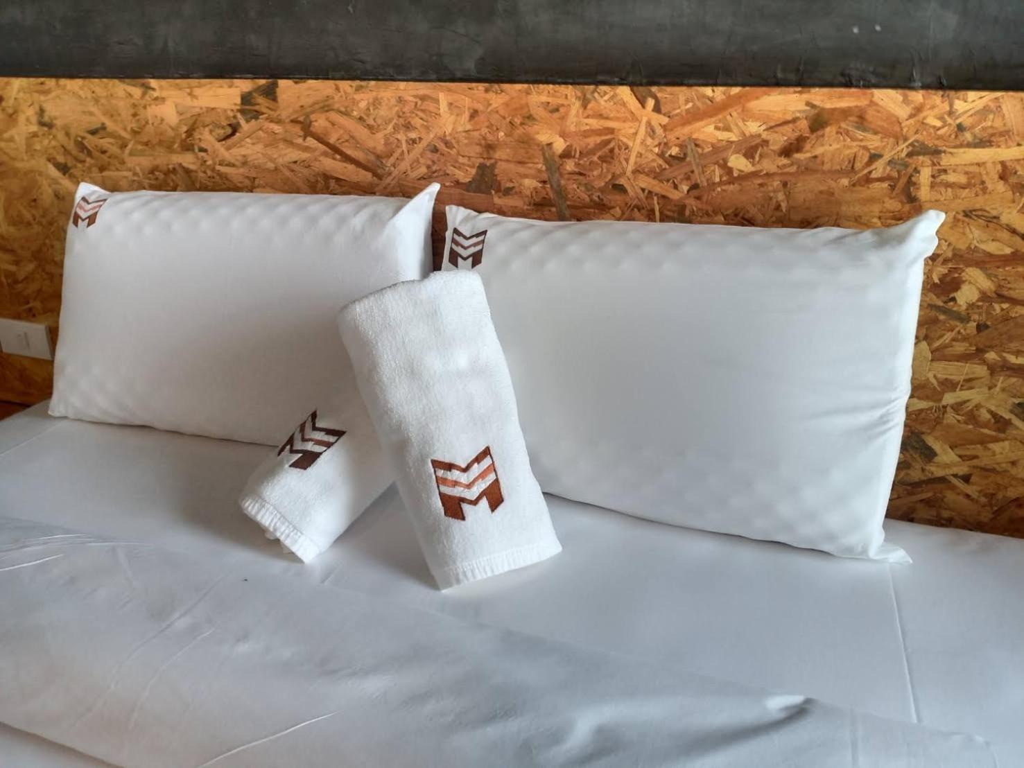 Modern Budget Hotel HatYai Thailand 33/46
