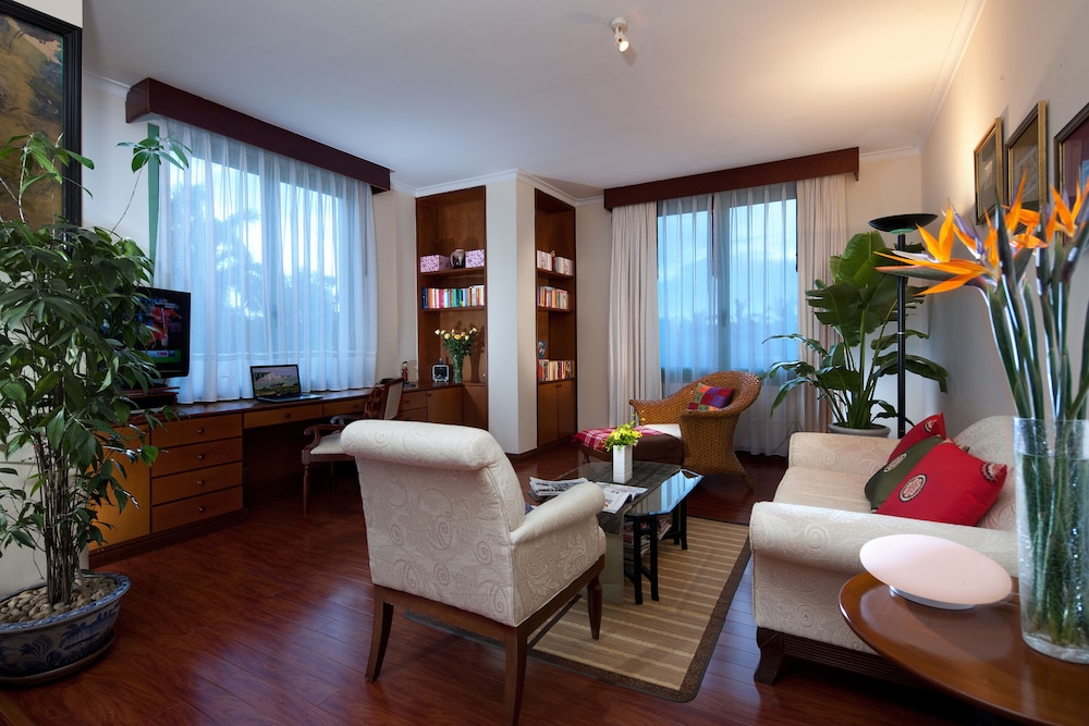 Avani Hai Phong Harbour View Hotel 30/50