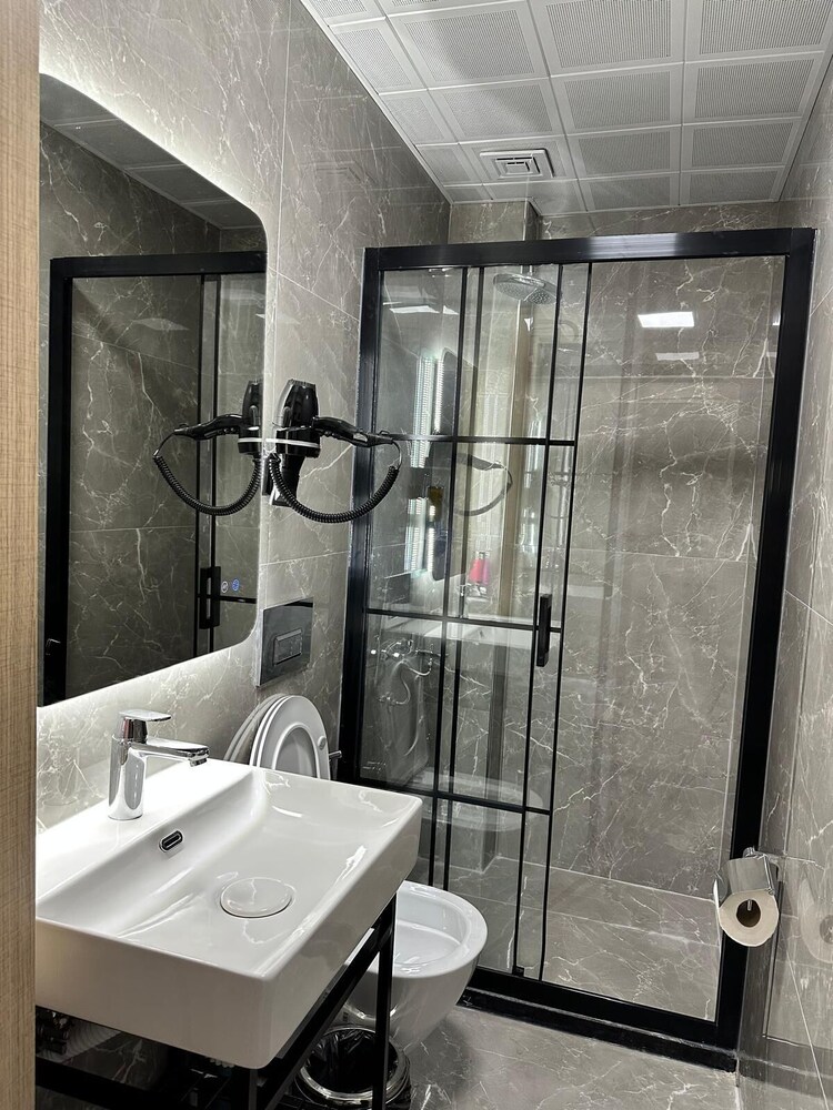 Grand FM Hotel 44/50