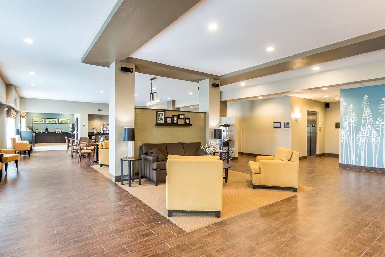 Sleep Inn & Suites West Des Moines near Jordan Creek 10/39