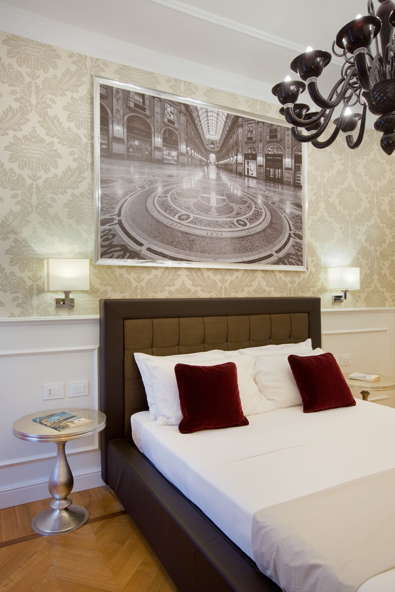 COMFORT, DOUBLE BED