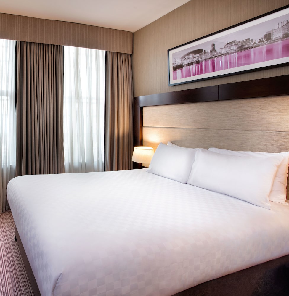 Leonardo Hotel Cardiff 11/81