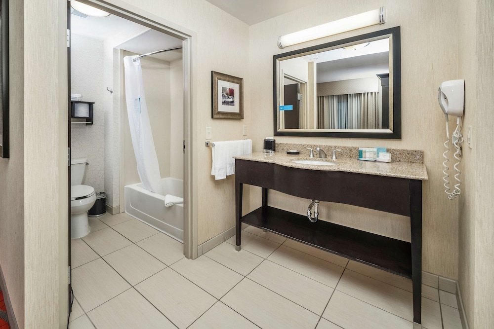 Hampton Inn And Suites Tulsa Catoosa 16/50