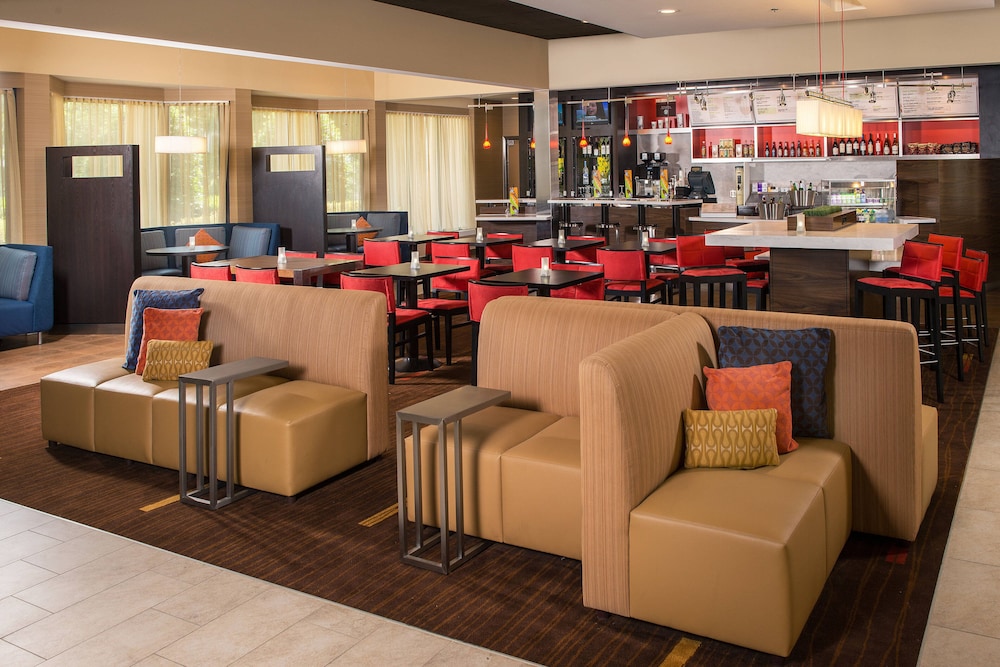 Courtyard by Marriott Williamsburg Busch Gardens Area 42/70