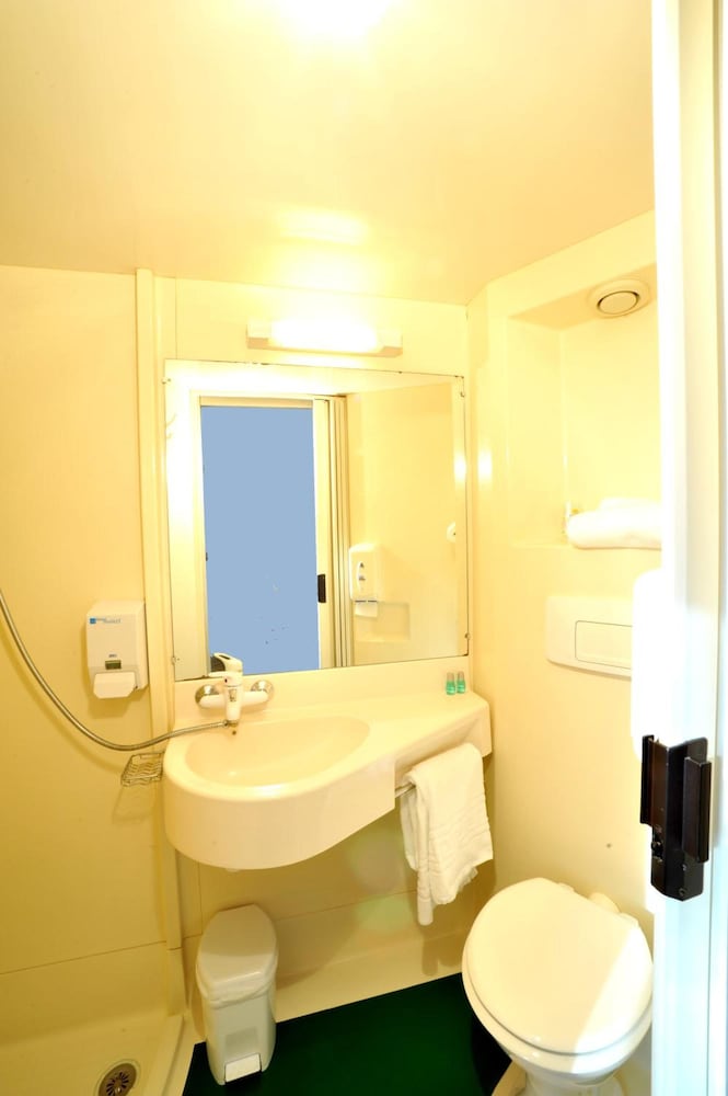 Fasthotel Vendome 33/33