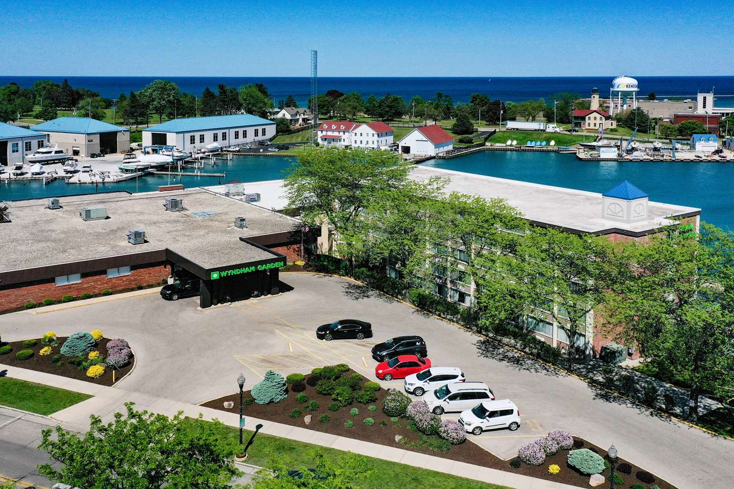 Wyndham Garden Kenosha Harborside 19/23