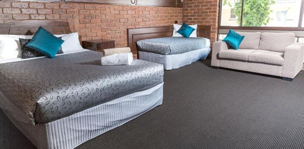 Albury Townhouse Motel 32/46