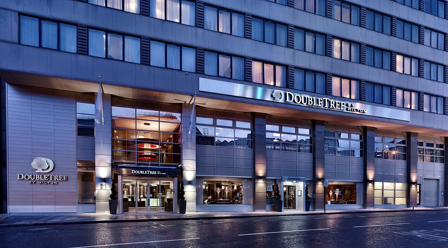 DoubleTree by Hilton London Victoria in LONDON