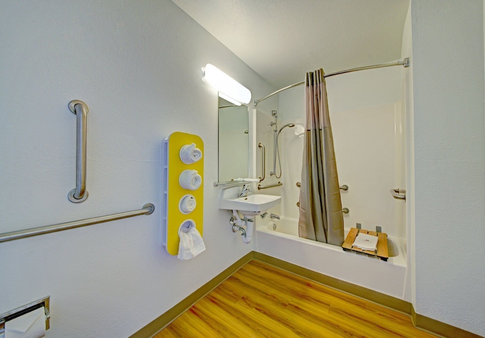 Motel6 Cocoa Beach, FL 42/61
