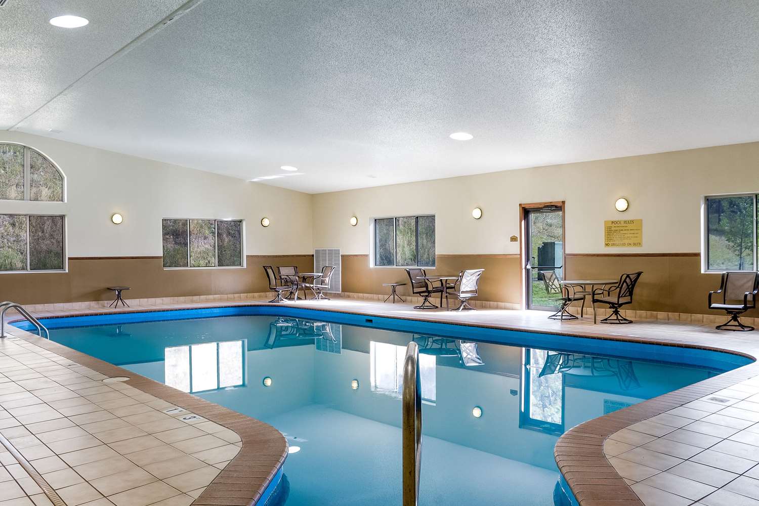 Comfort Inn & Suites Custer - Crazy Horse Area 23/36