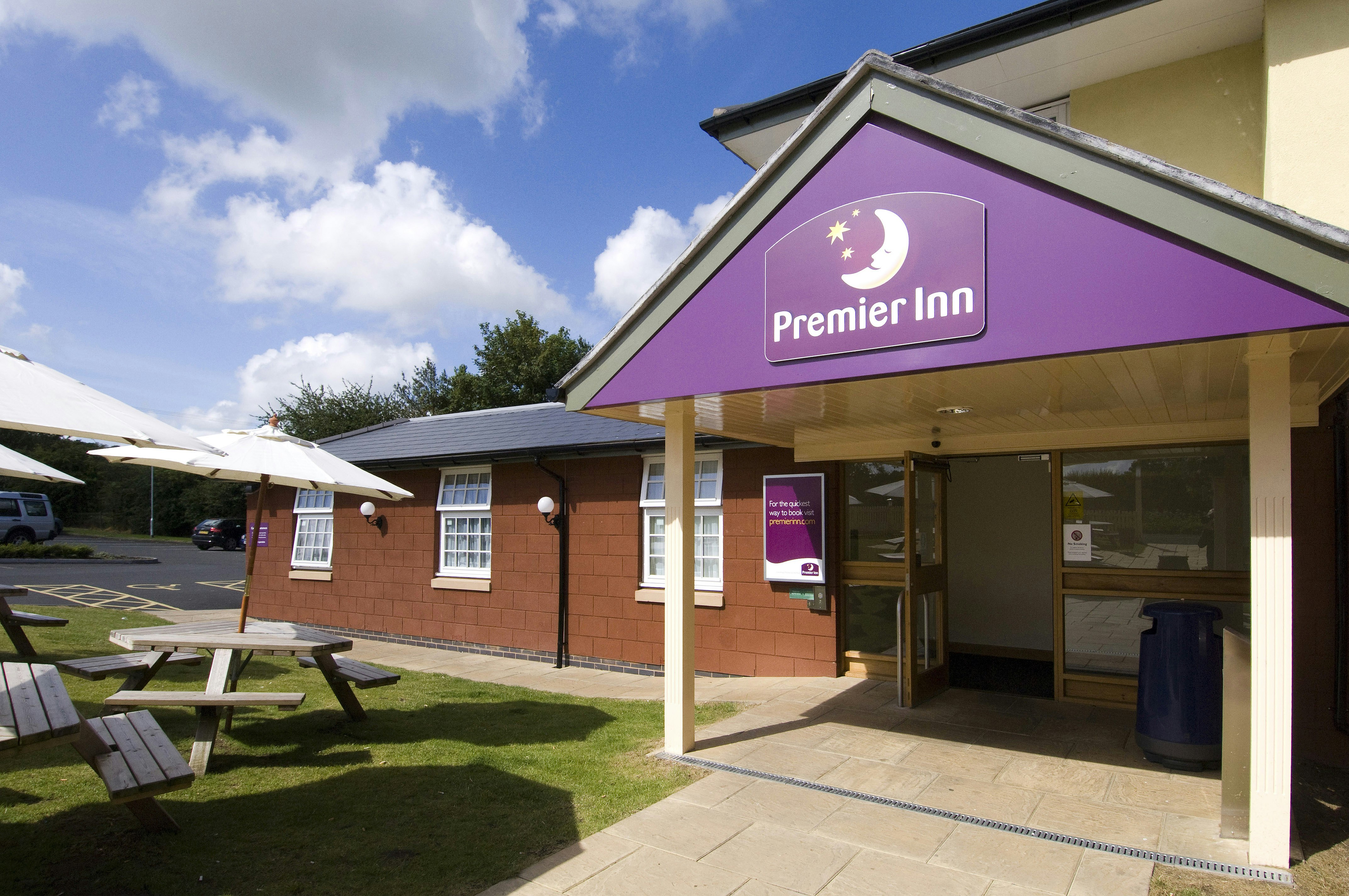 Premier Inn Shrewsbury North (Harmer Hill) 34/39