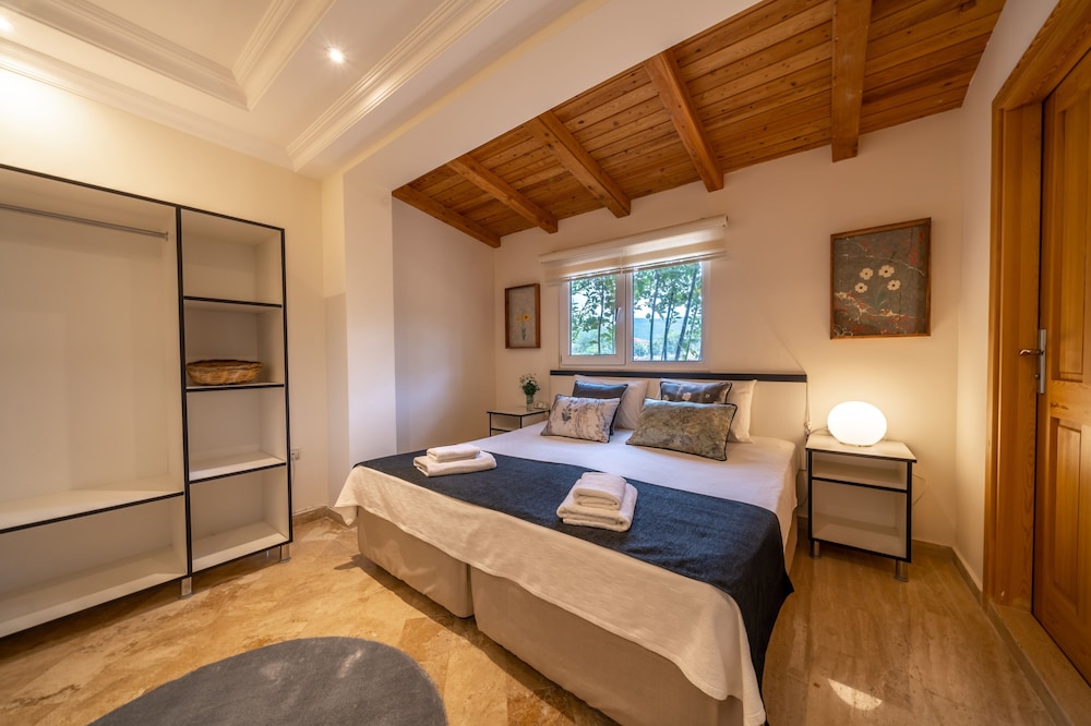 Lacitrus Villa Hotel 7/41