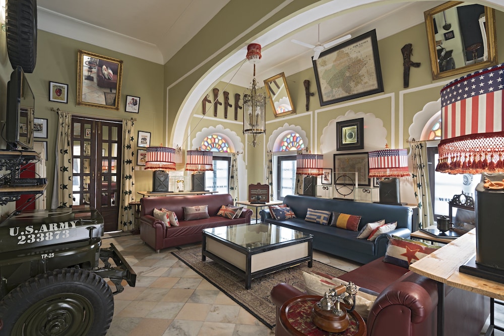 Alsisar Mahal 20/50