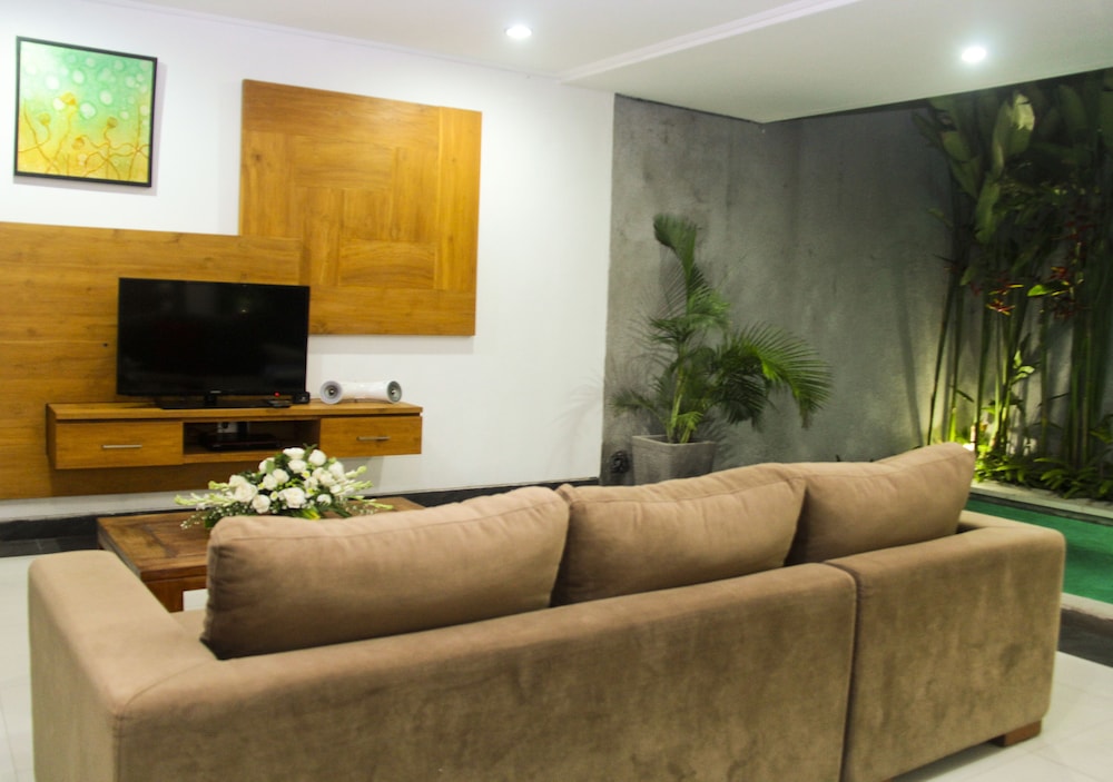 Delu Villas And Suites Seminyak 23/48