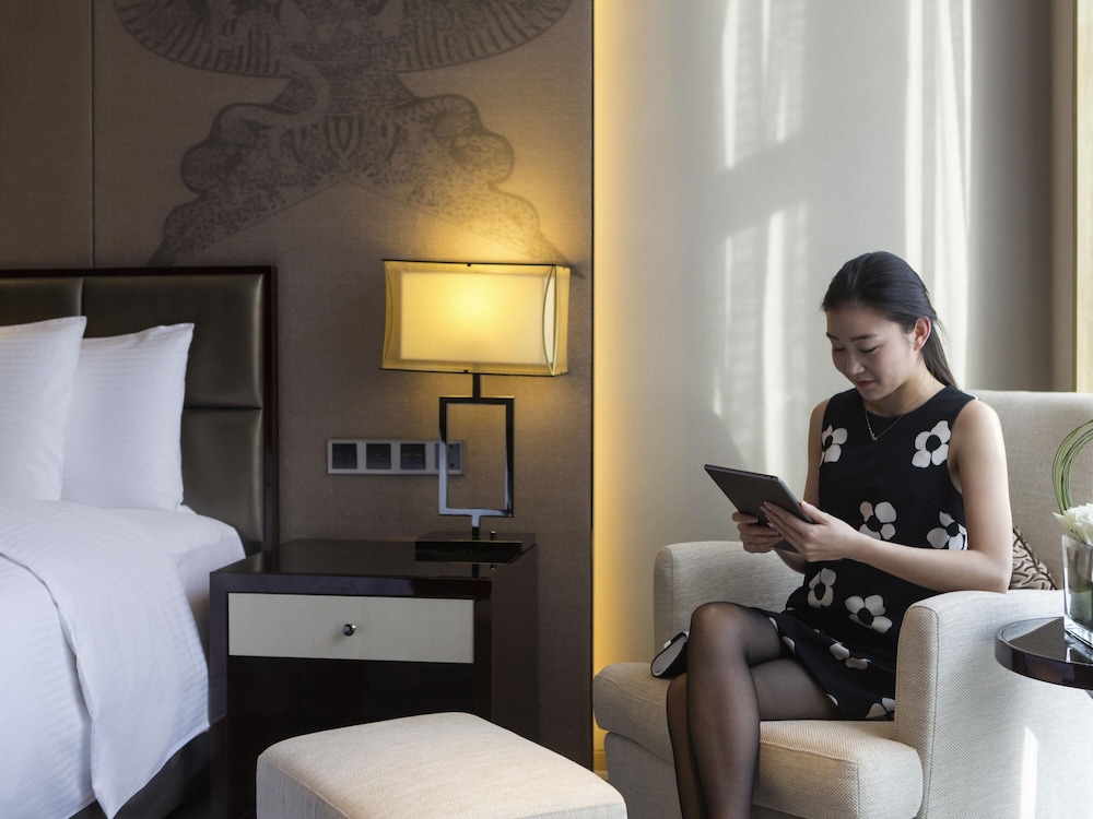 غرفة سوبيريور بسرير كينج، Pullman Weifang 2/3