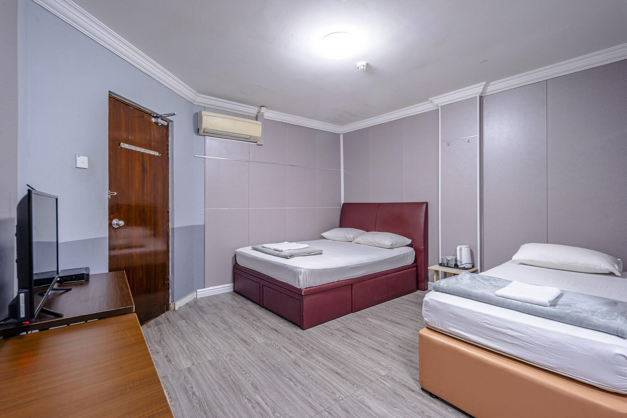 K HOTEL 8 32/56