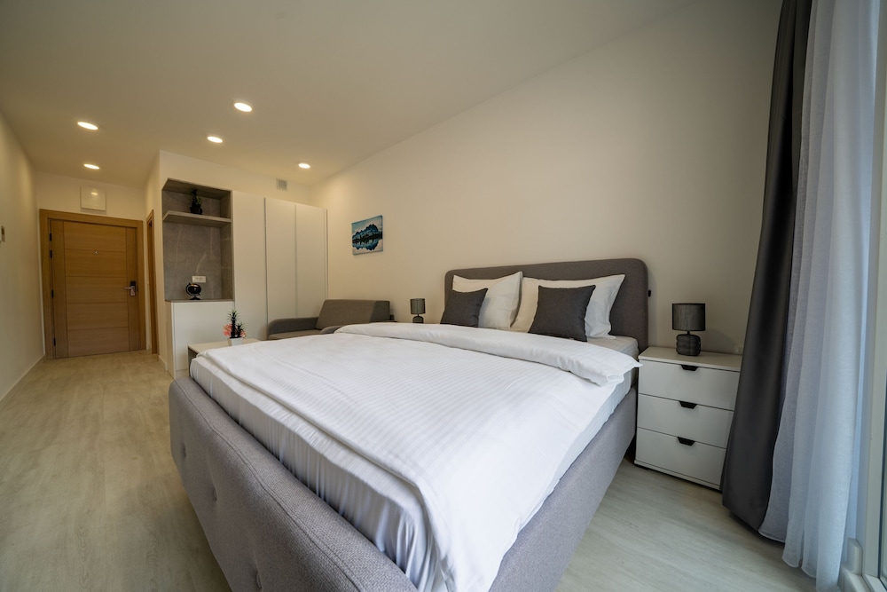Millennium Apartments Budva 19/47
