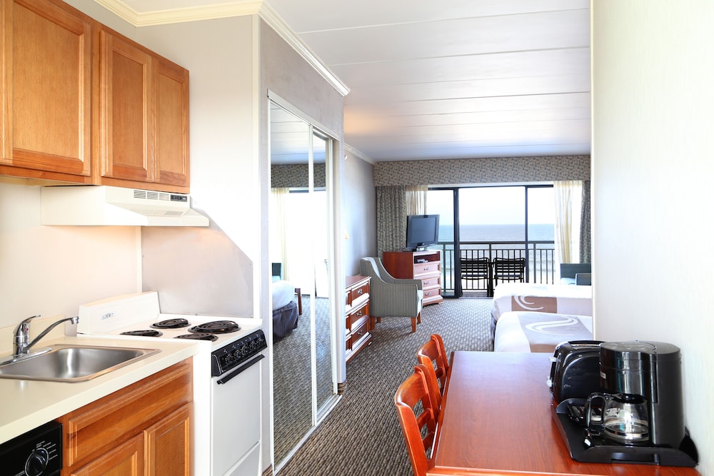 Quality Inn Boardwalk 24/38