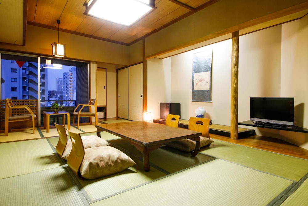 Hotel Kuramoto 7/60