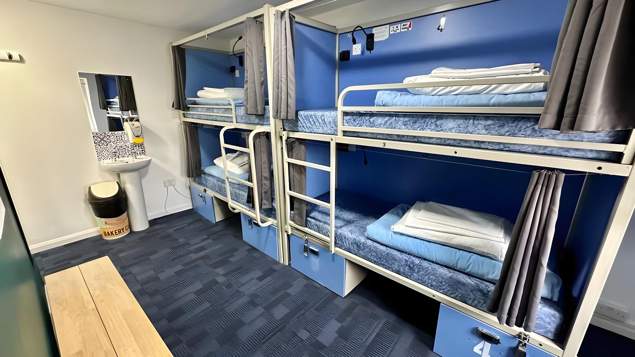 PRIVATE, MIXED DORM, 4 BEDS