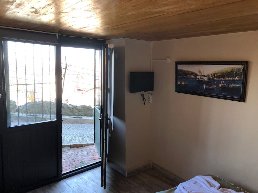 HHK Hotel 24/50