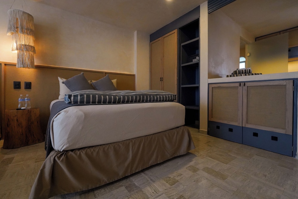 جناح سوبيريور بسرير كينج