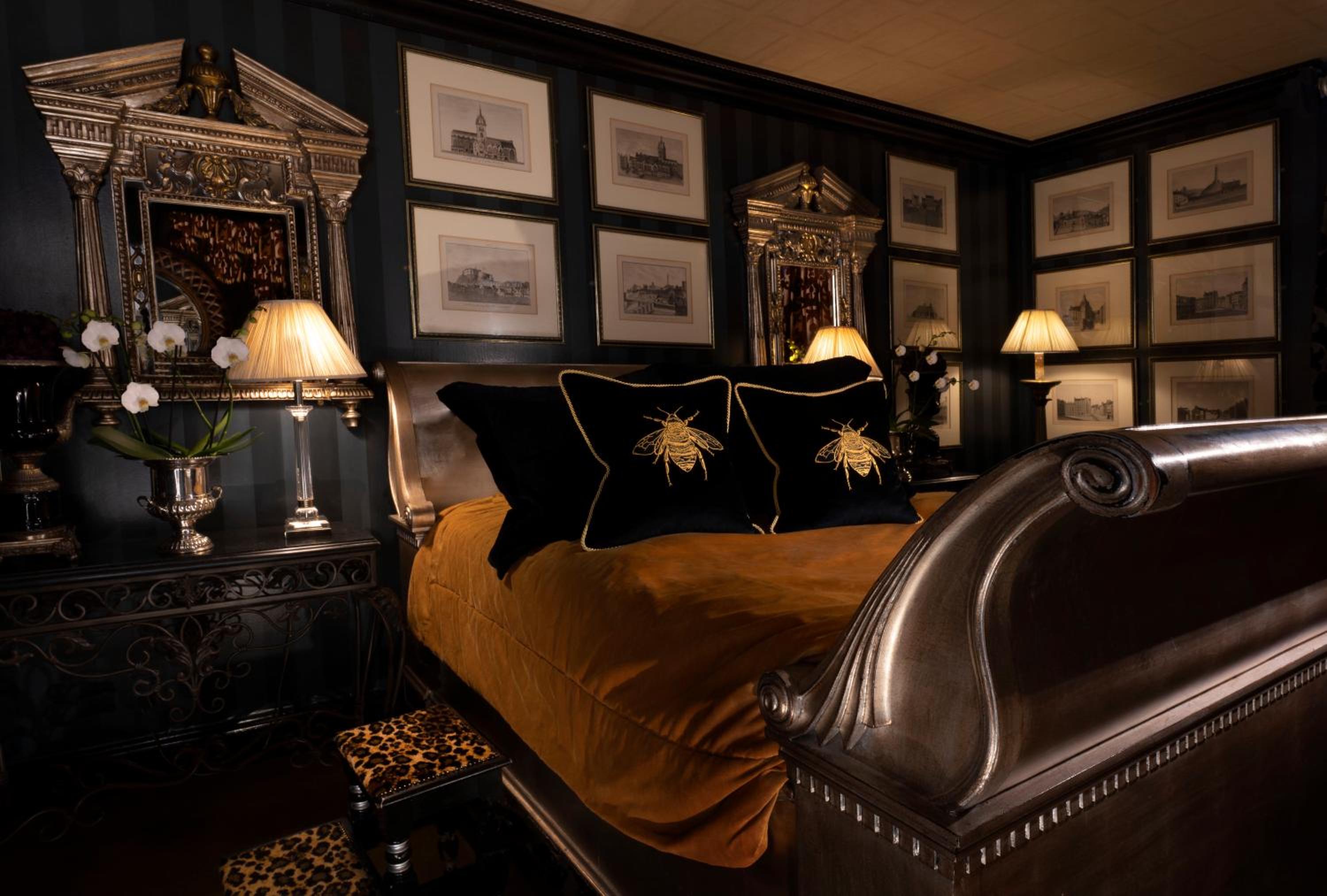 BENJAMIN FRANKLIN, SUITE