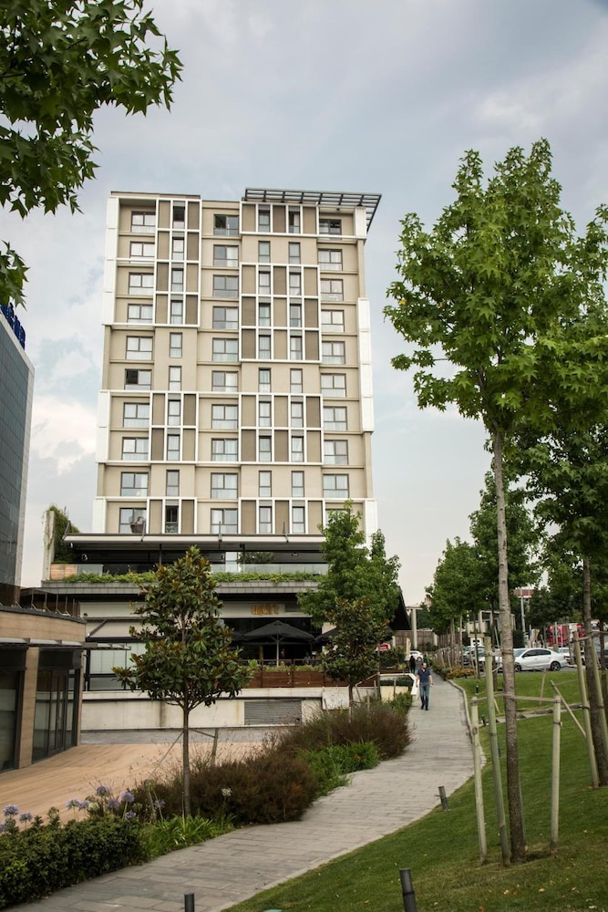 Medproper Suites 2/45
